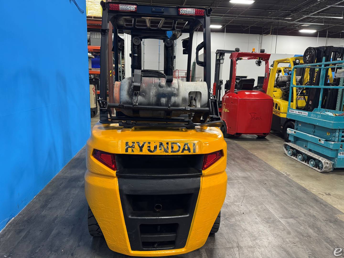 2022 Hyundai 35LN-9A