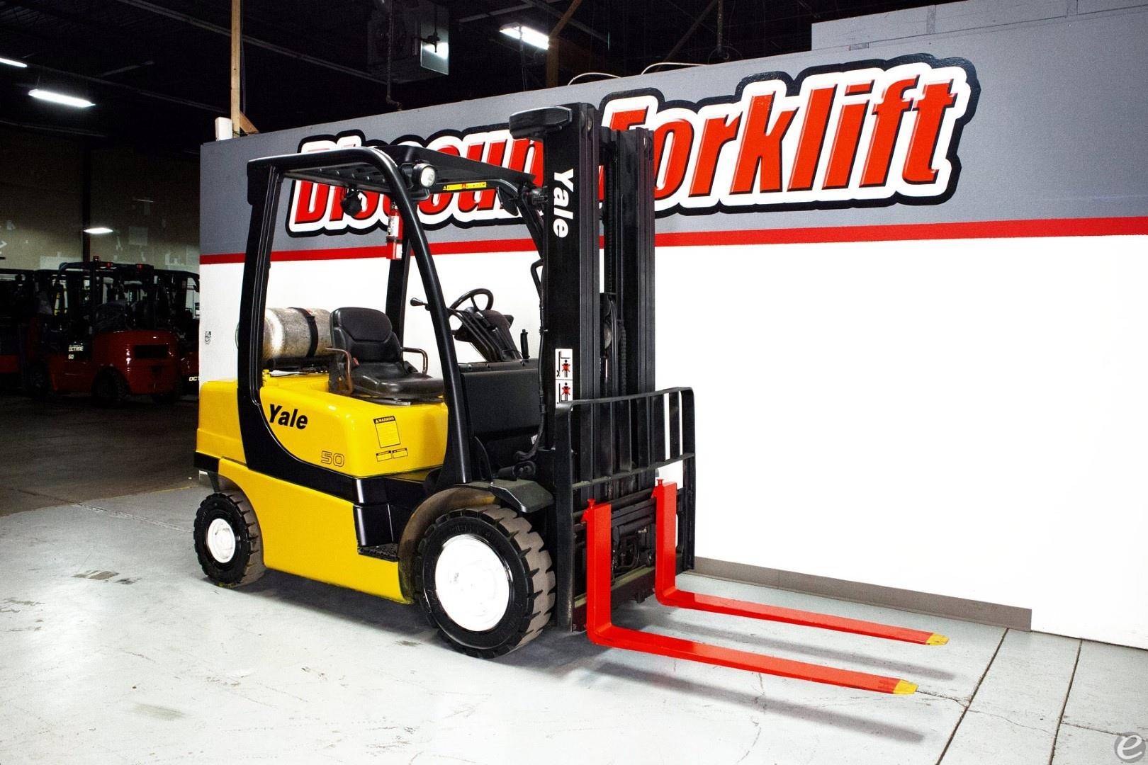 2011 Yale GLP050VXEUSE090 LP Gas Forklift - 123Forklift