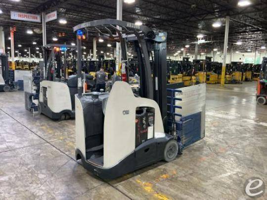 2023 Crown RC5735-35