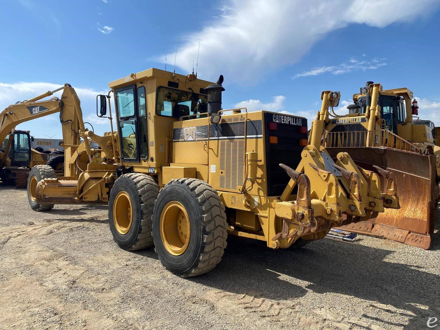 2000 Cat 140H