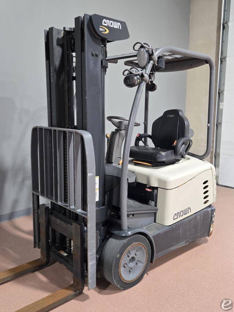 2020 Crown SC5215-30 Electric Forklift - 123Forklift