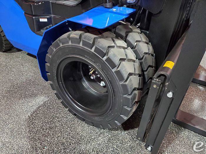 2026 Viper Lift Trucks FY35