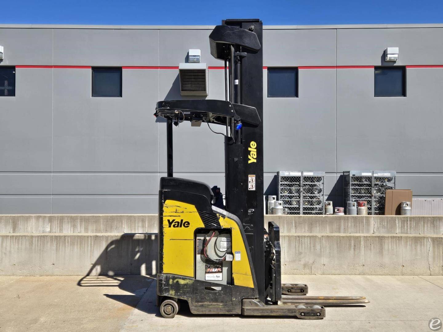 2022 Yale NR045EC