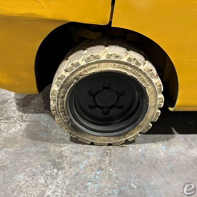 2021 Yale GLC070VX