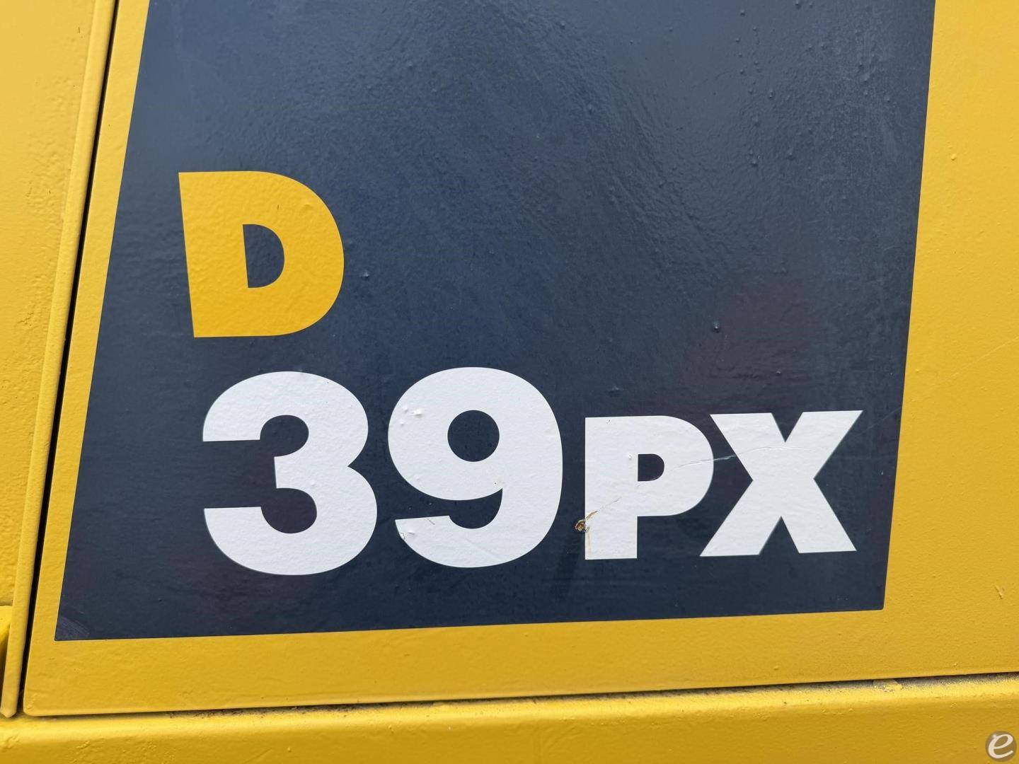 2004 Komatsu D39PX-21