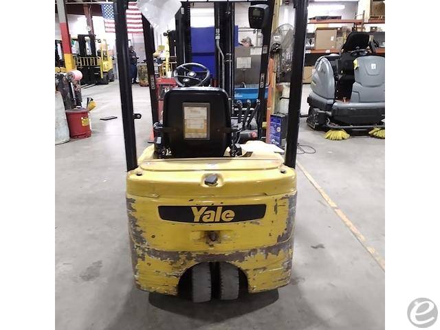 2019 Yale ERP040VT