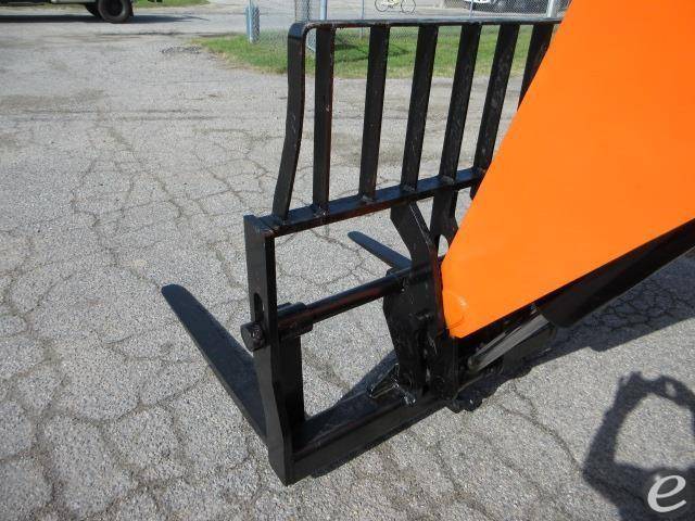 2015 Skytrak 6042