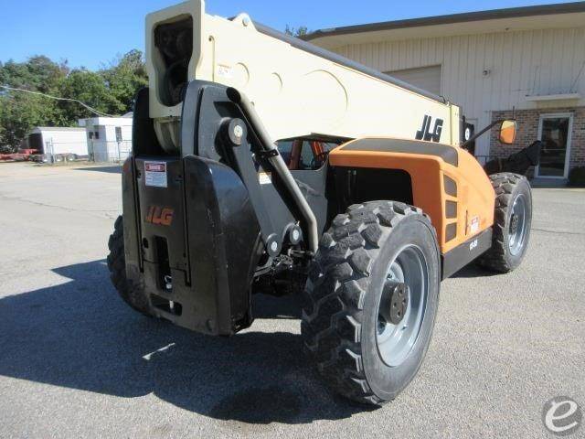 2015 JLG 1255