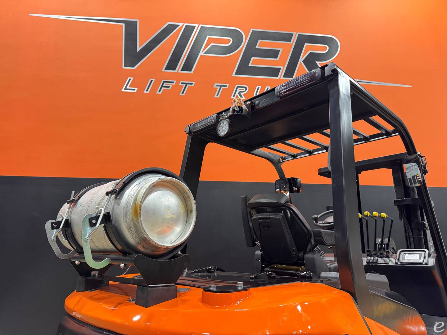 2026 Viper Lift Trucks Y50F