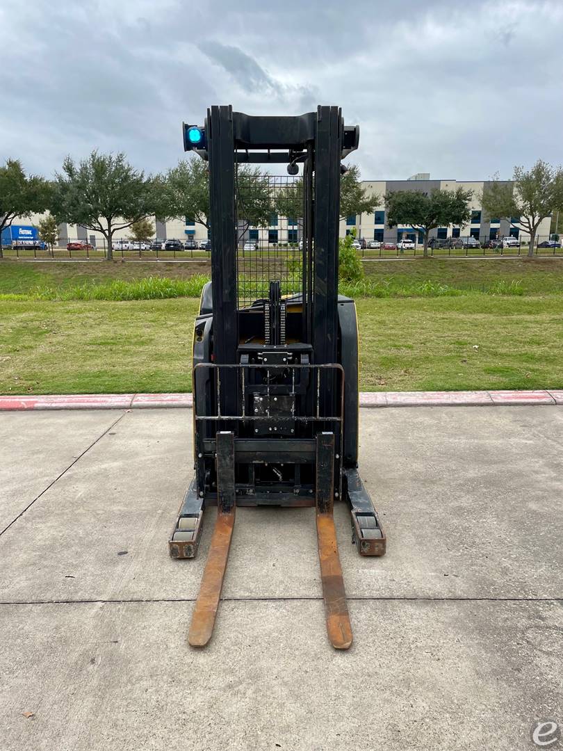 2020 Yale NR045EB Electric Reach Truck - 123Forklift