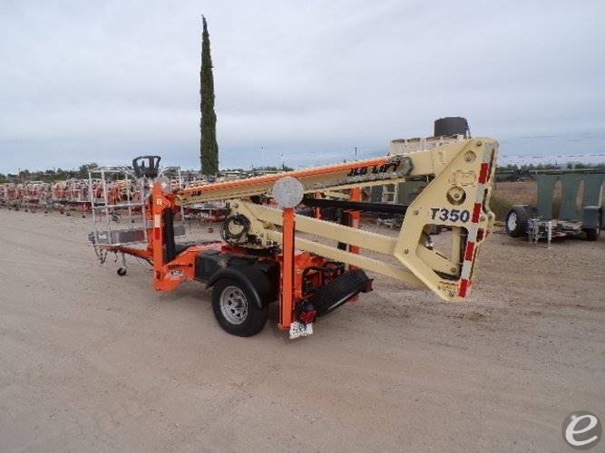 2019 JLG T350
