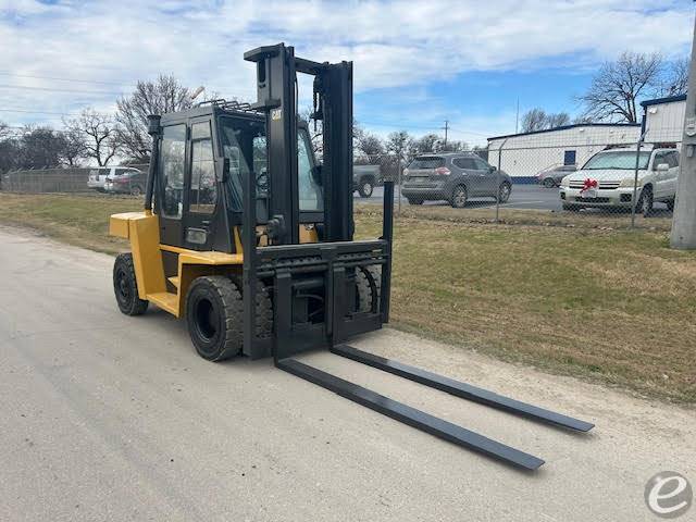2006 Cat DP70