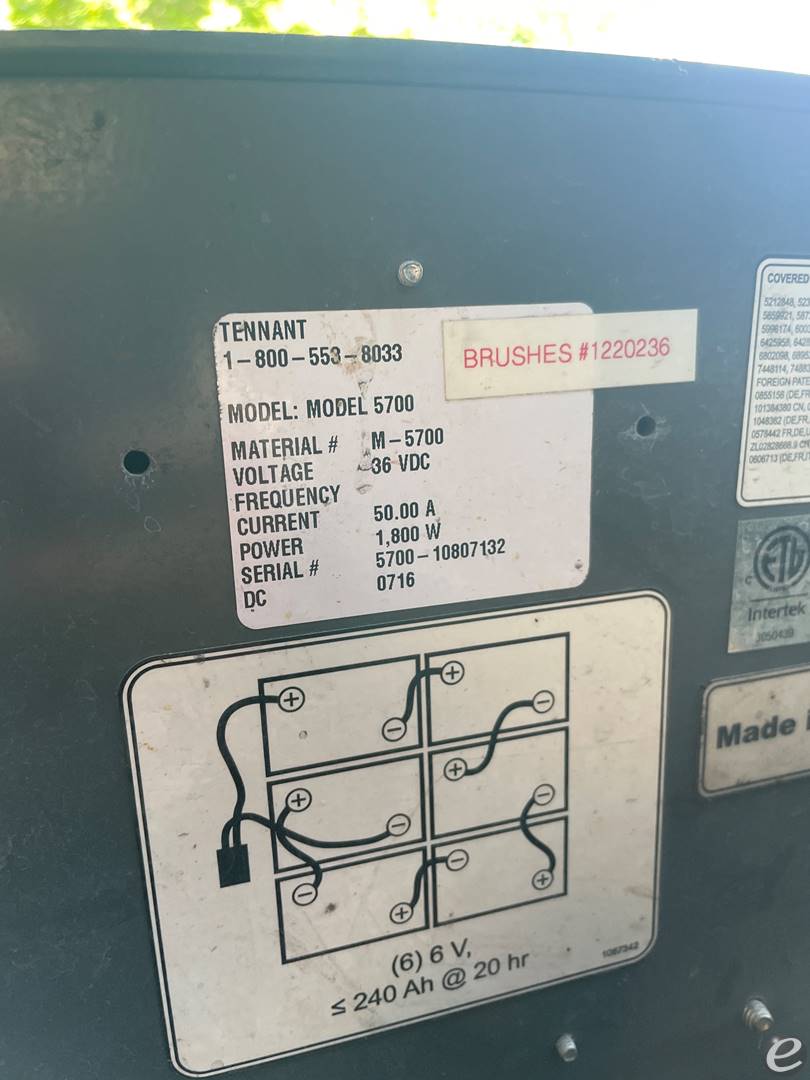 Tennant 5700
