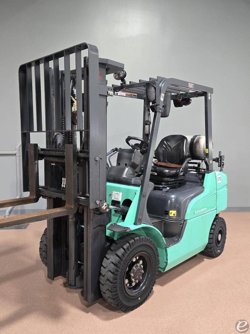 2020 Mitsubishi FG25N