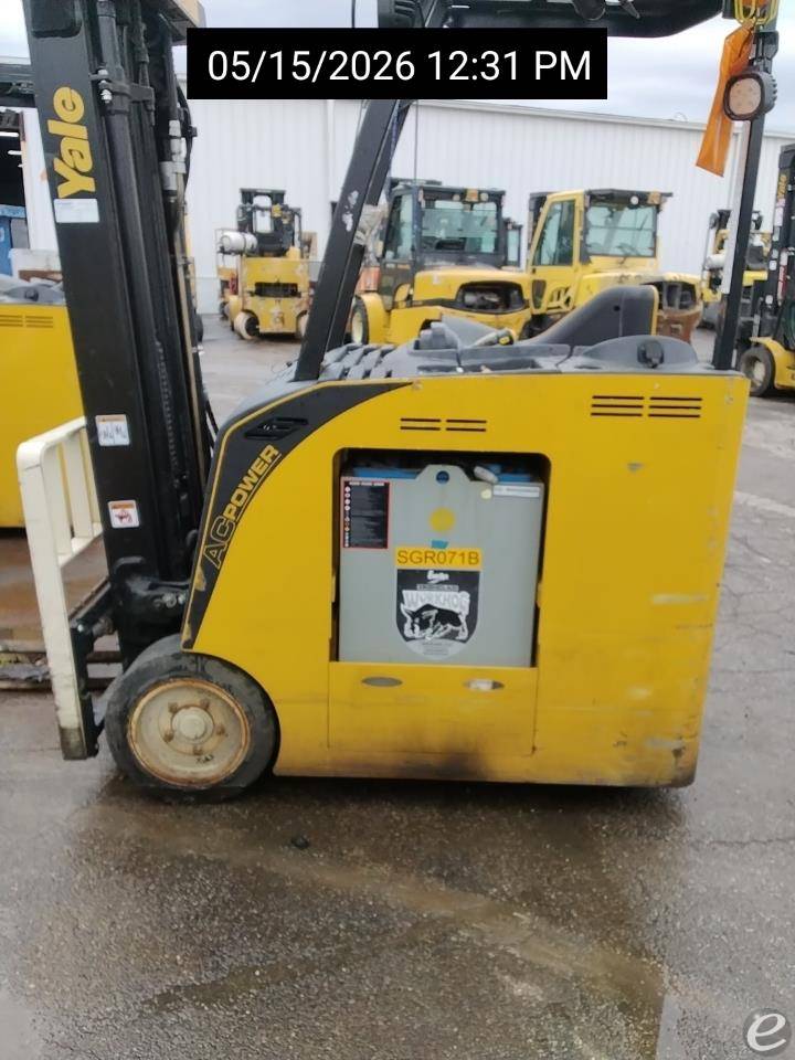 2017 Yale ESC040AD