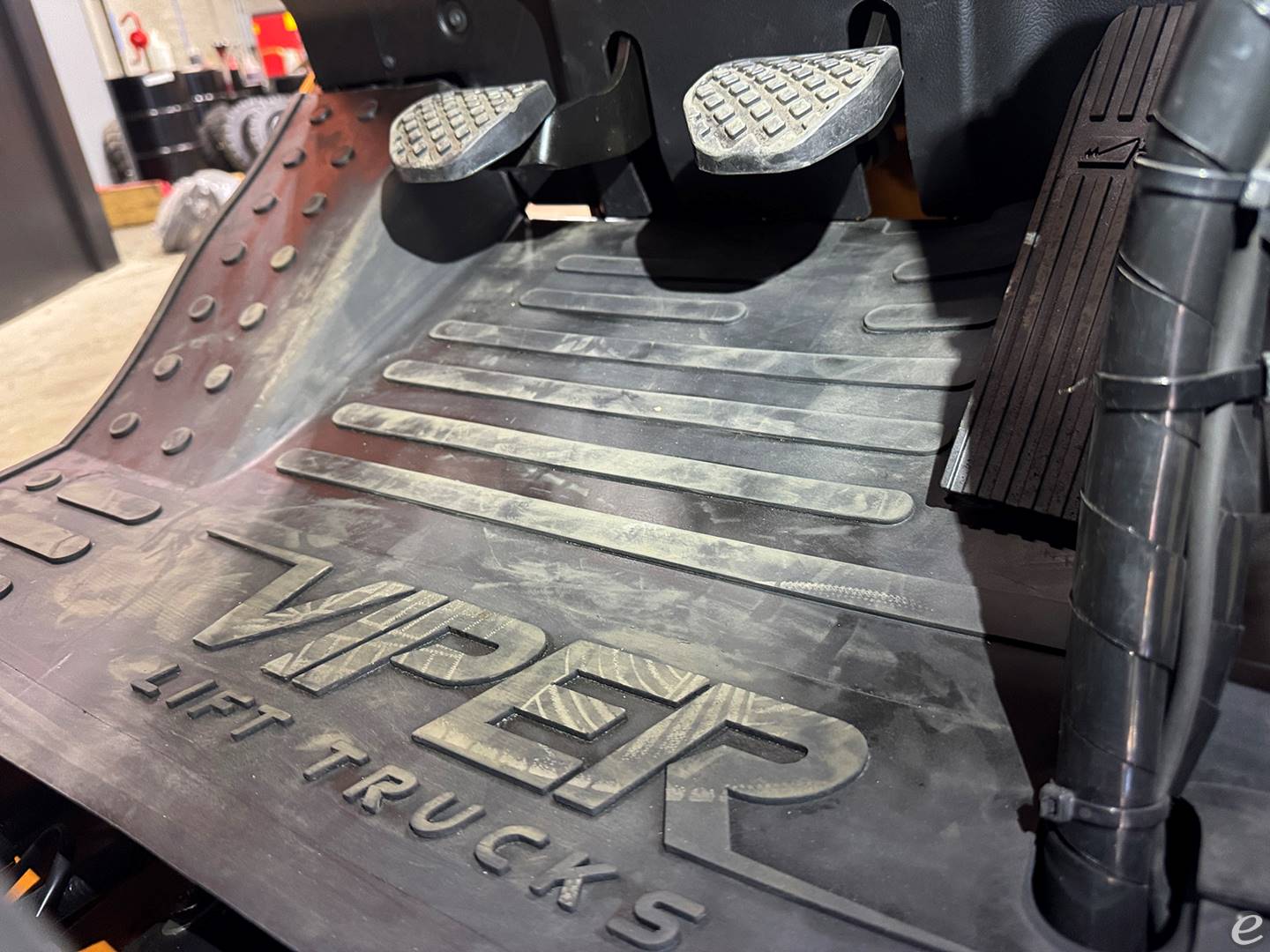 2026 Viper Lift Trucks FY25F