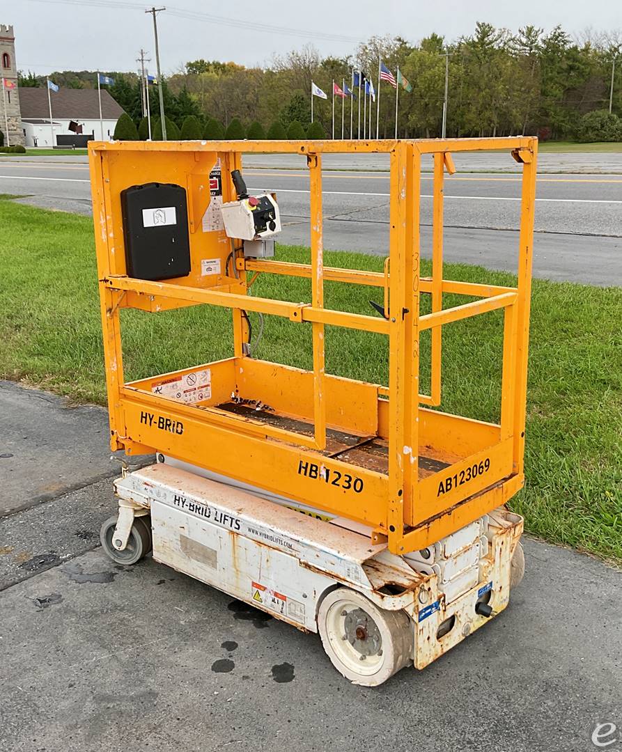 2017 Hy-Brid Lifts HB1230S3