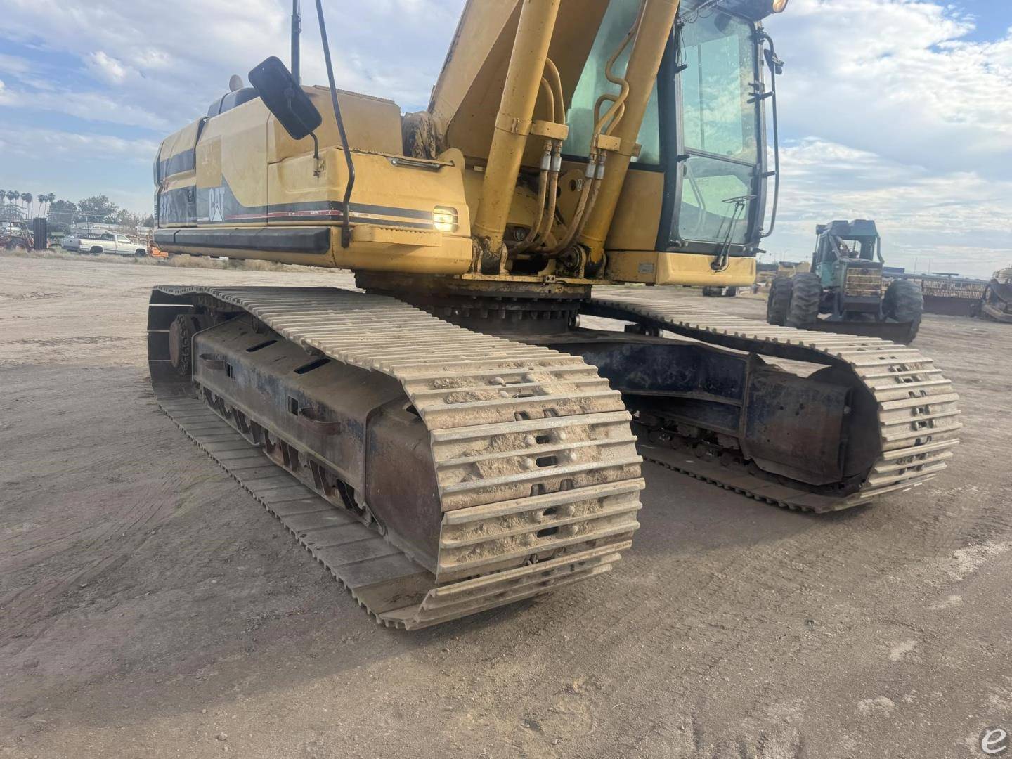 2001 Cat 330BL