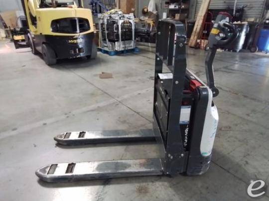 2018 Unicarriers WLXT2W7S22V Electric Forklift - 123Forklift
