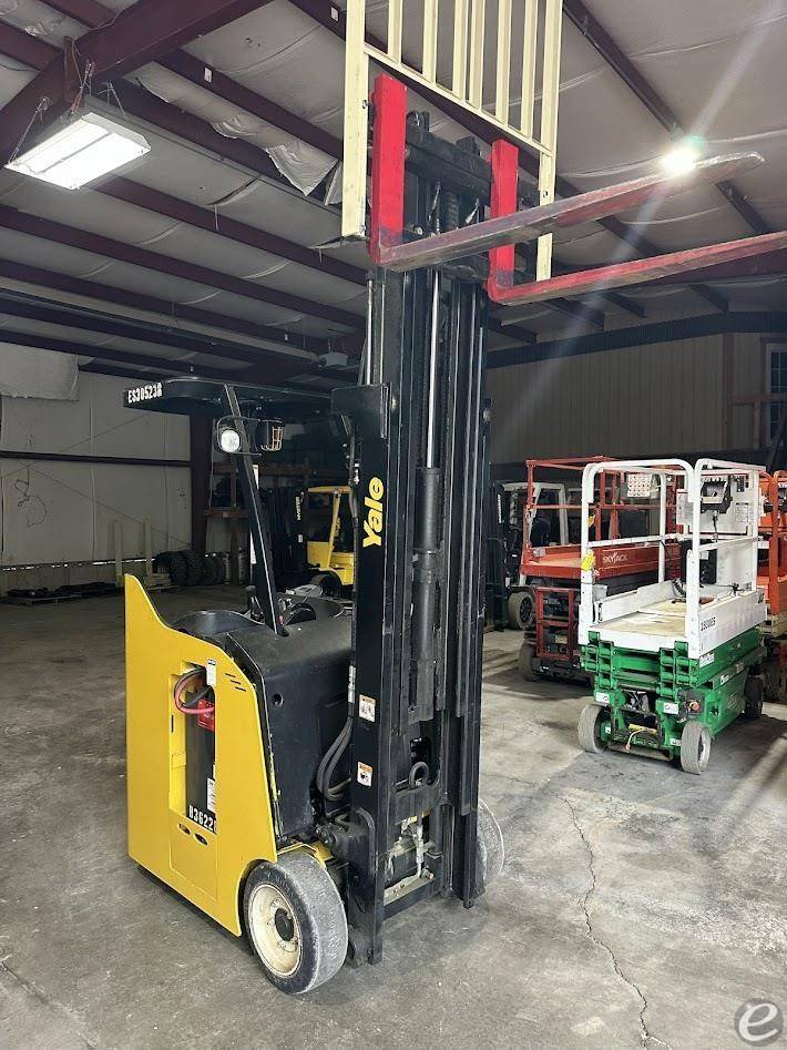 2019 Yale ESC030AD