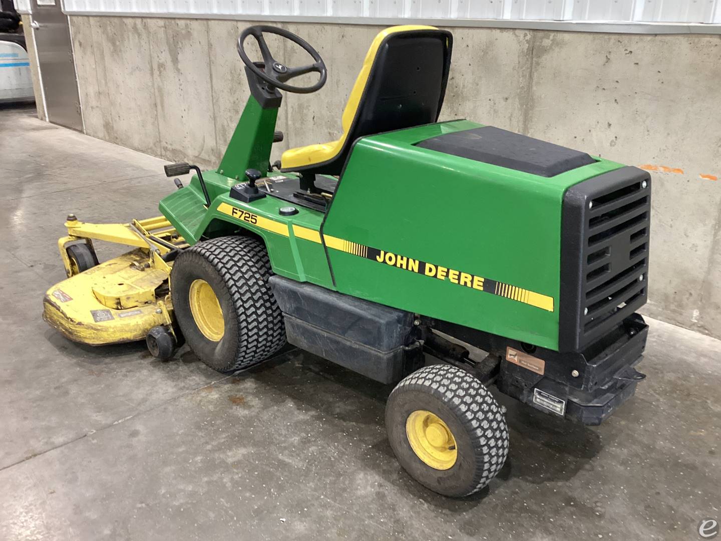 1998 John Deere F725