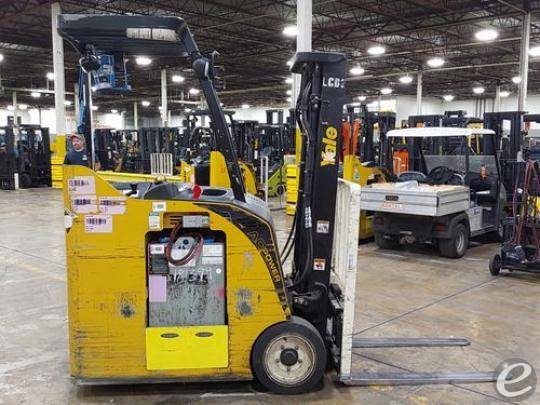 2015 Yale ESC030 Electric Forklift