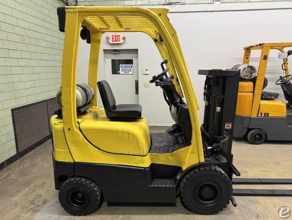2017 Hyster H30FT