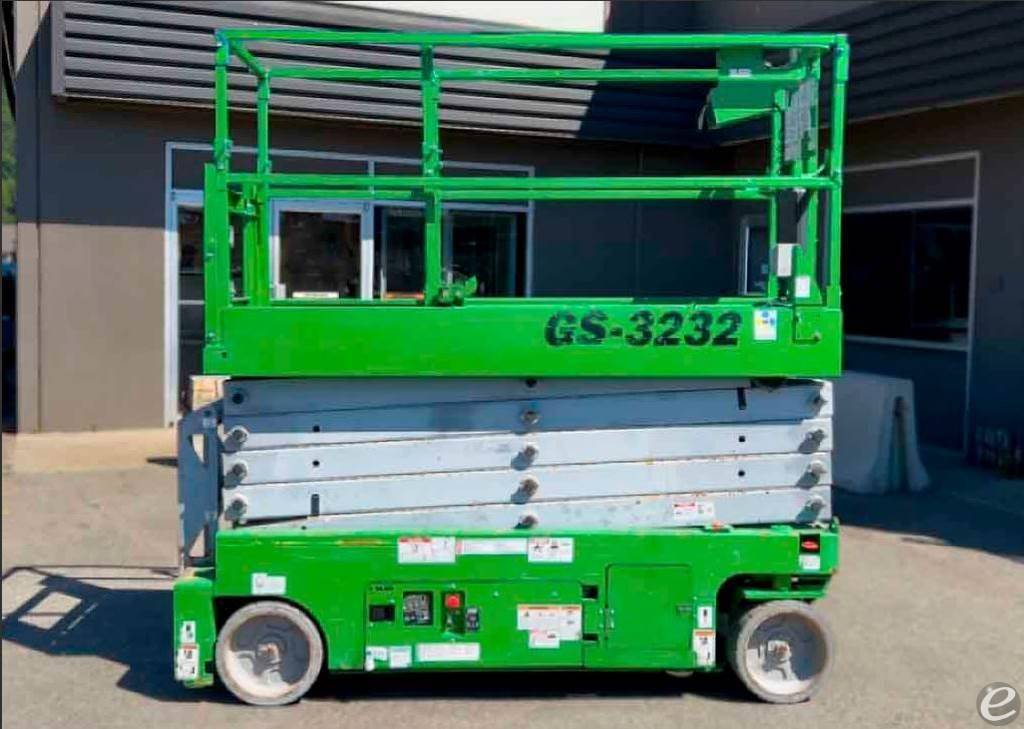 2015 Genie GS-3232 Electric Scissor Lift - 123Forklift
