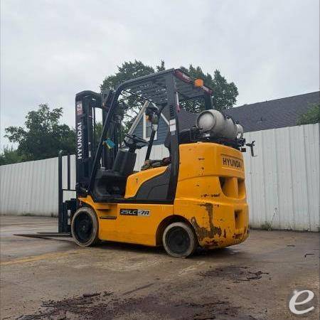 2018 Hyundai 25LC-7A