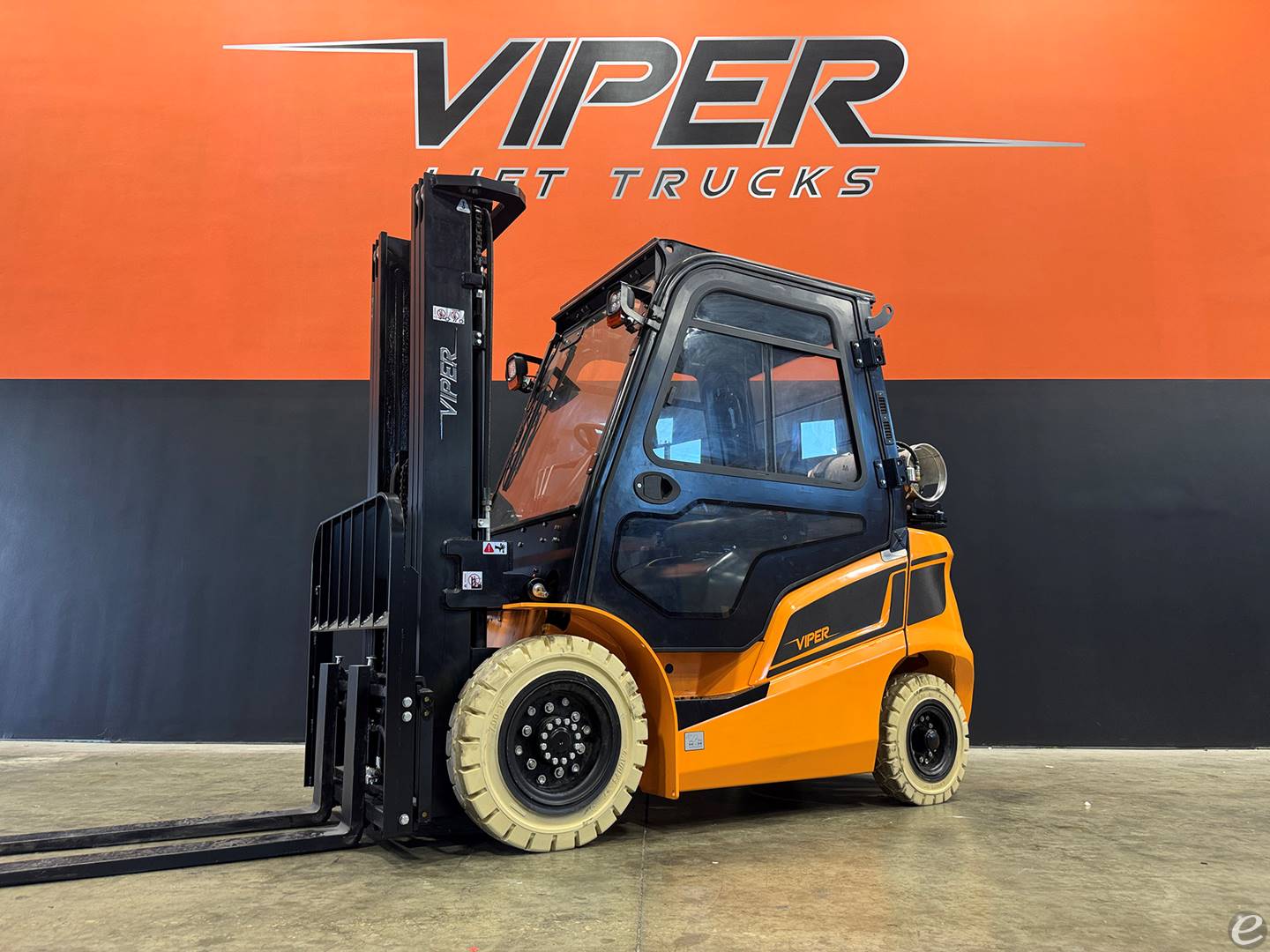 2026 Viper Lift Trucks FY25F