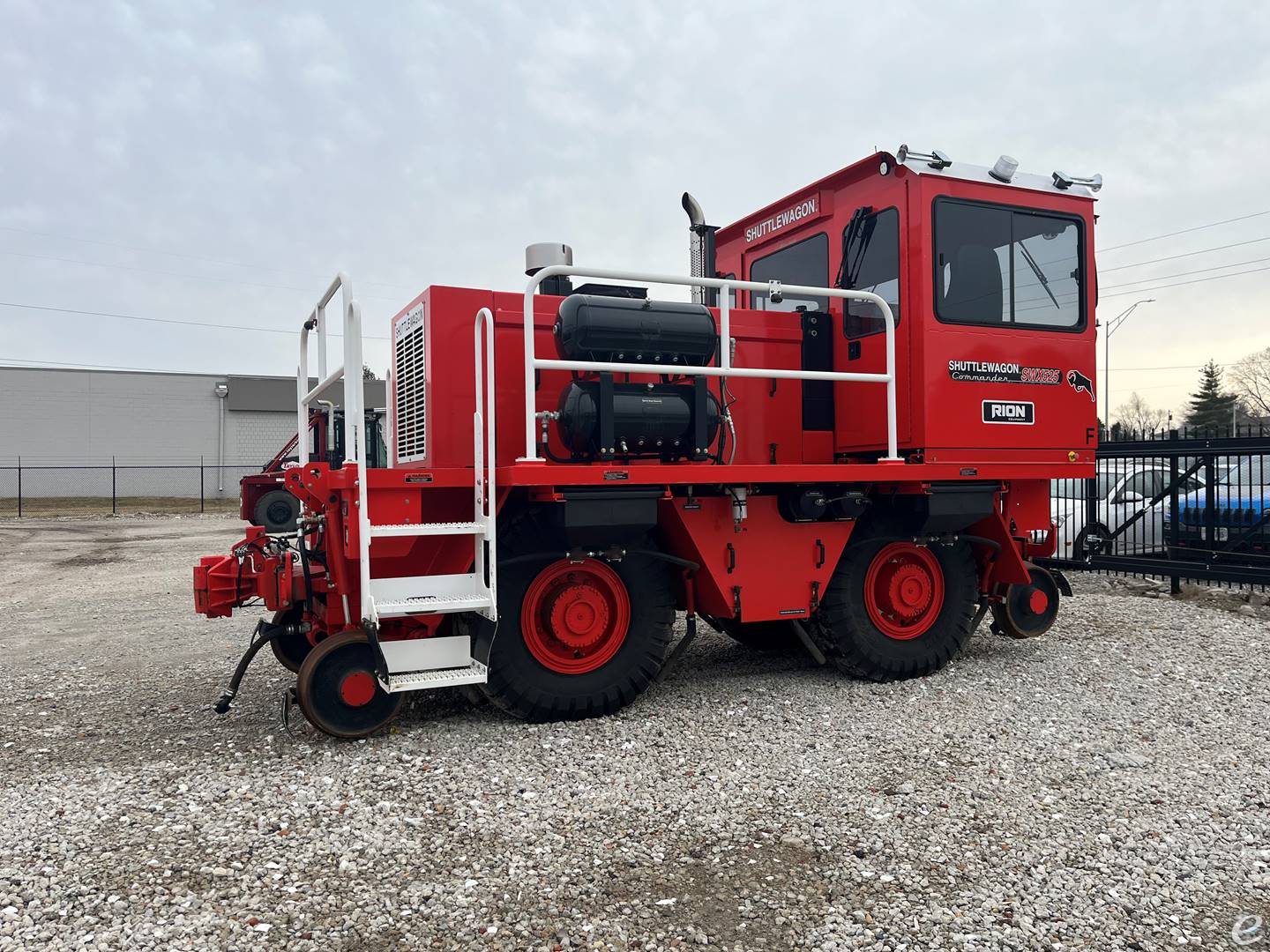 2022 Shuttlewagon SWX525