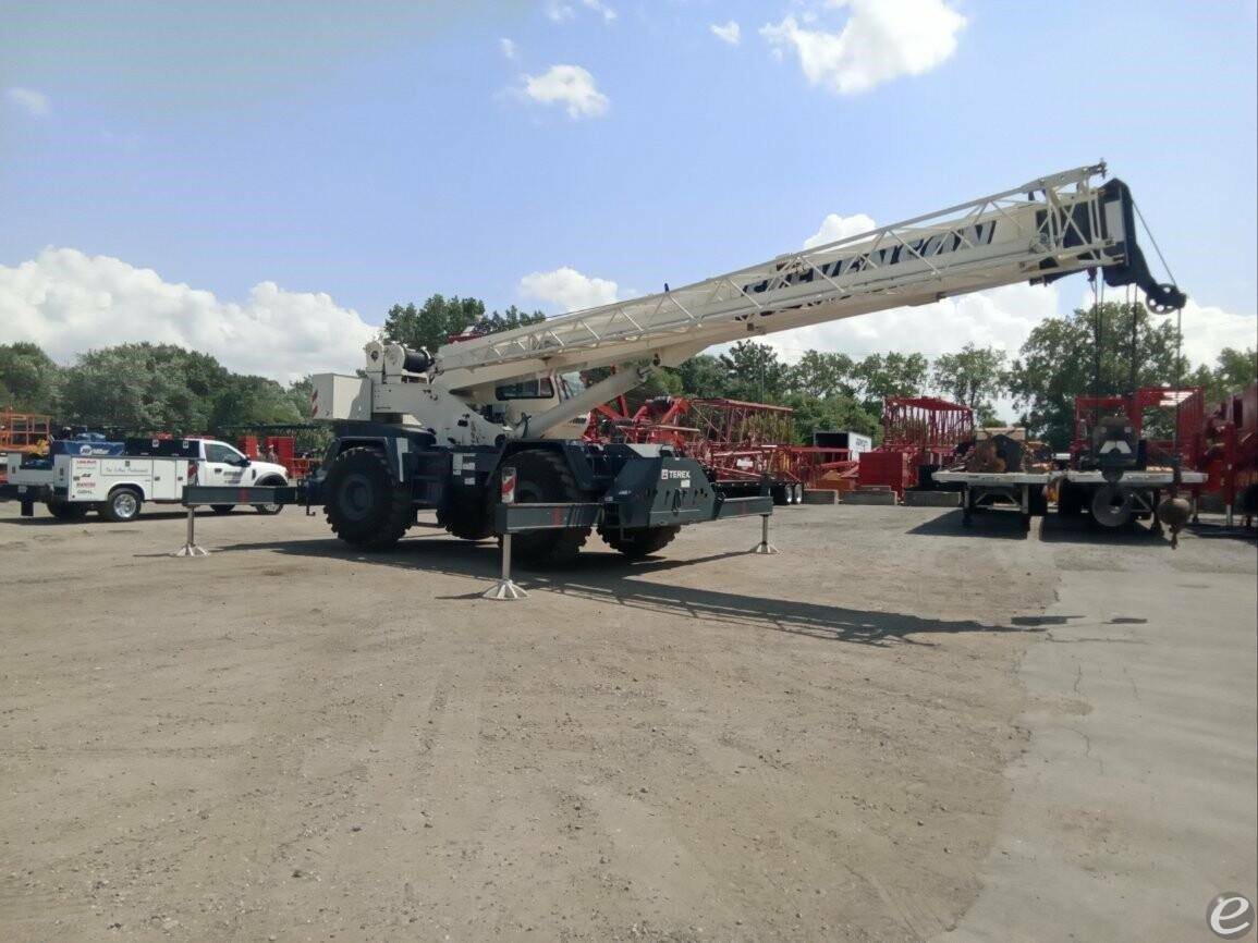 2014 Terex RT555