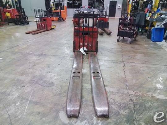 2008 Raymond 8400 Electric Forklift - 123Forklift