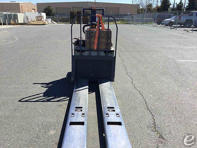 2009 Crown PE4500 Electric Forklift - 123Forklift