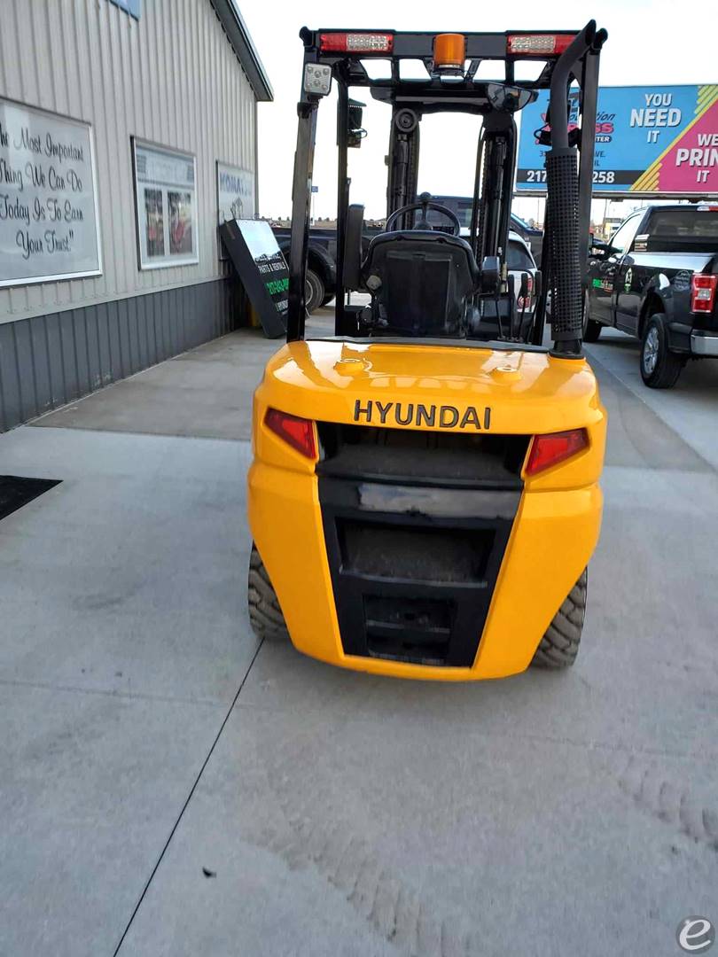 2017 Hyundai 35DA-9