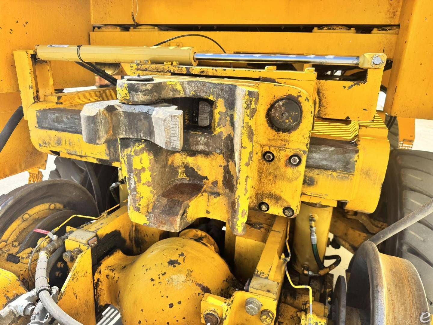 1999 Track Mobile 4650TM