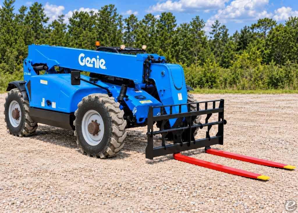 2015 Genie GTH844