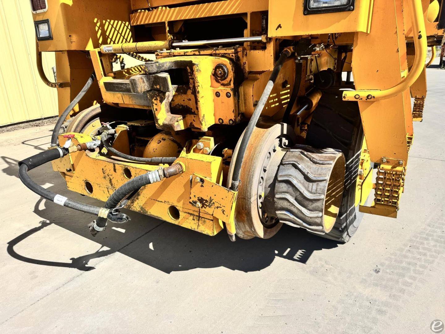 1999 Track Mobile 4650TM