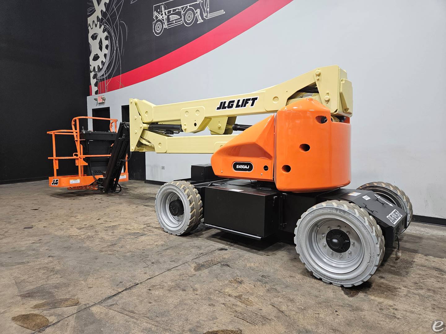 2015 JLG E450AJ