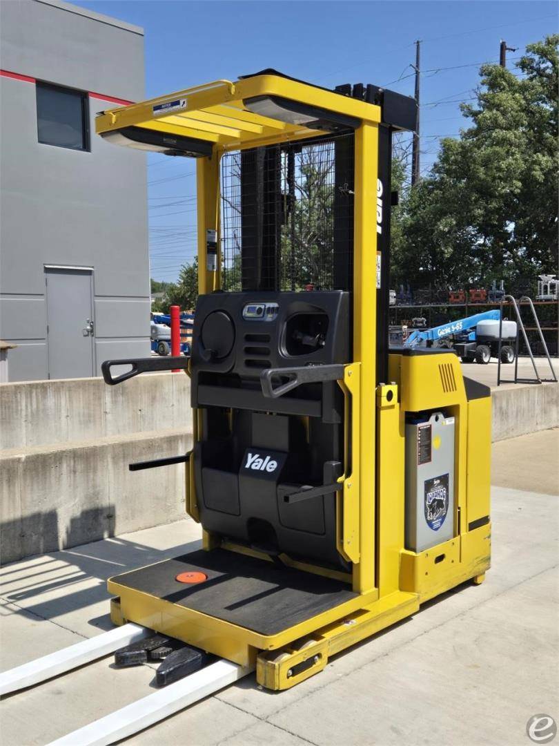 2021 Yale OS030BF Electric Order Picker - 123Forklift