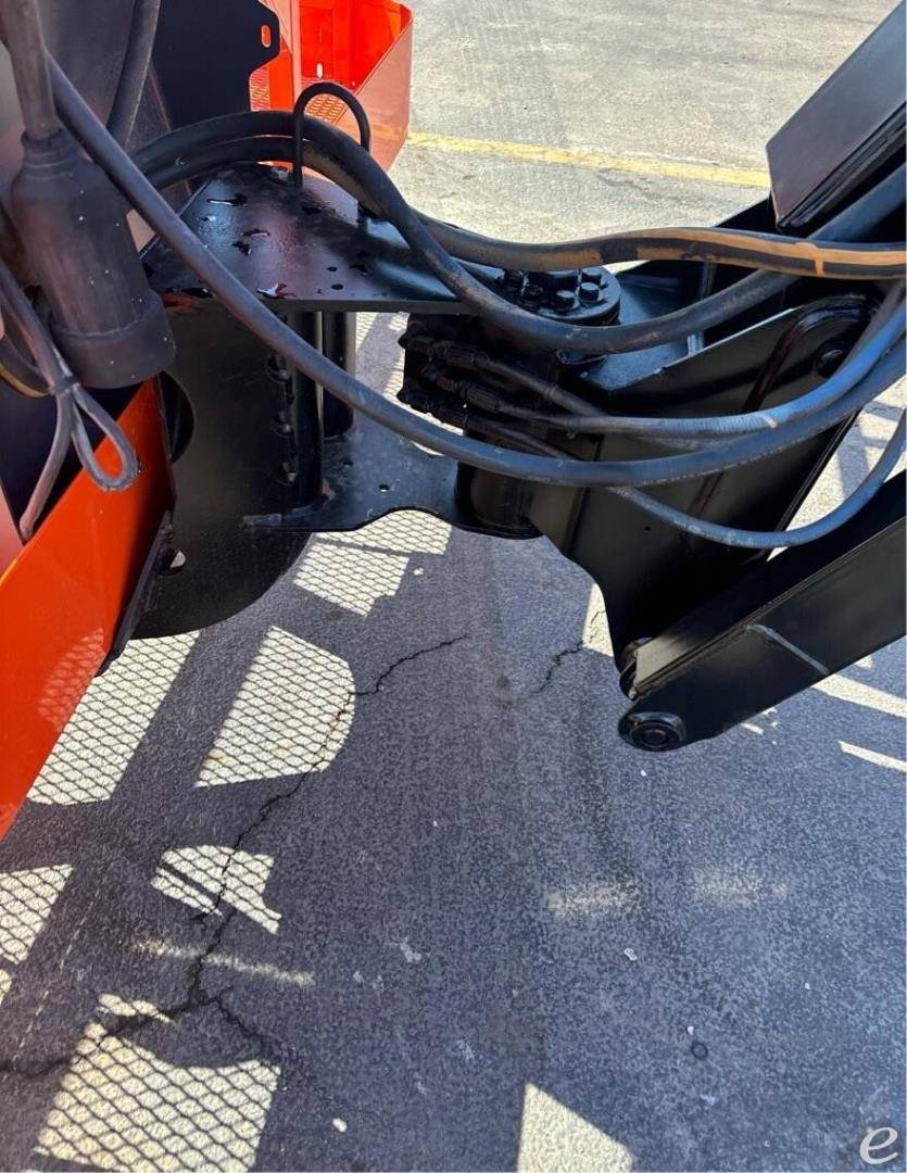 2014 JLG 600AJ