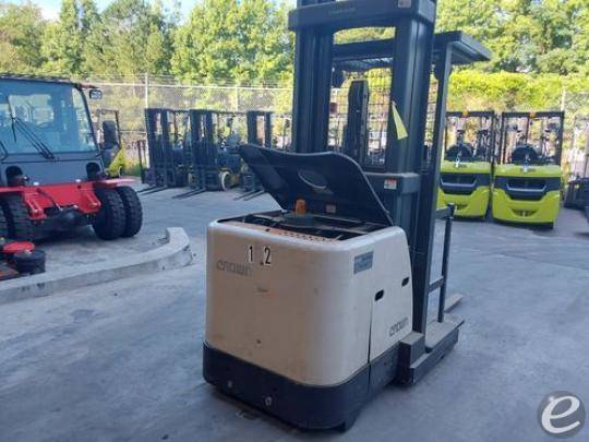 2007 Crown SP3400-30 Electric Order Picker - 123Forklift