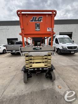 2014 JLG 3246ES