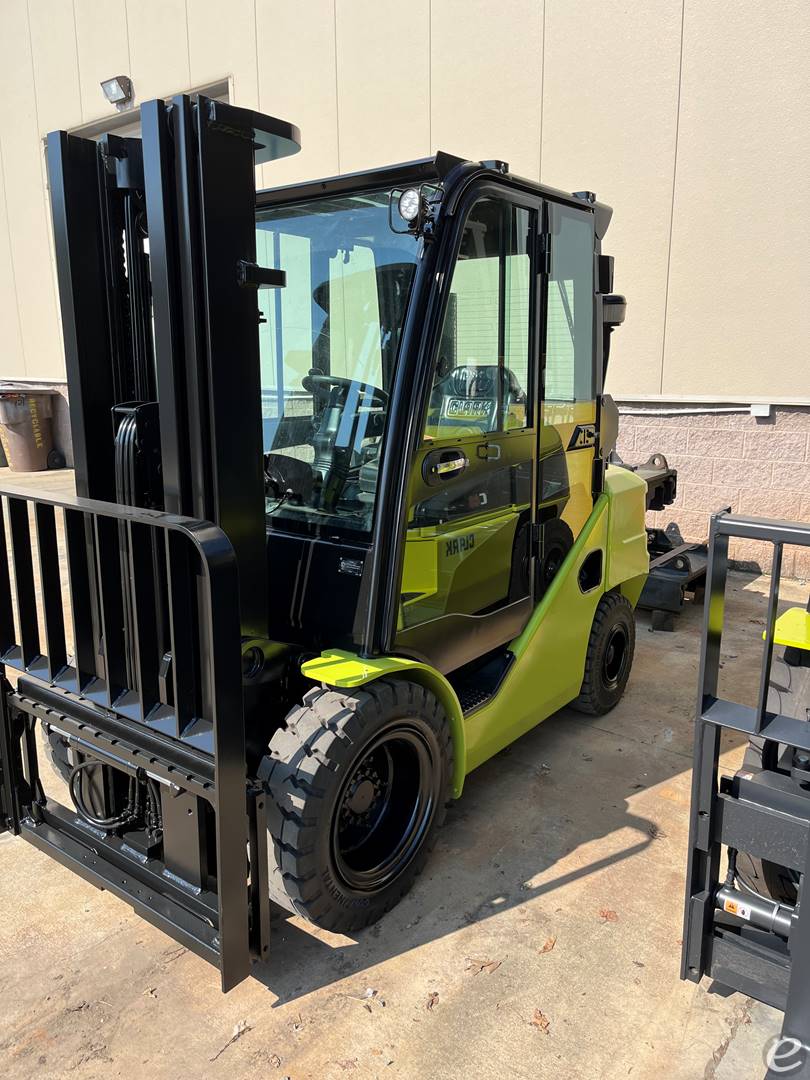 2020 Clark S35D Unavailable Forklif...