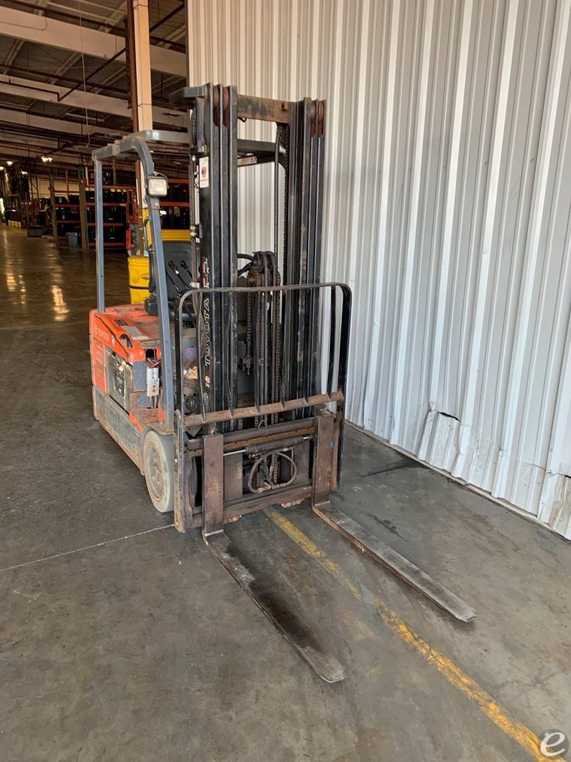 2015 Toyota 7FBEU15 Electric Forklift - 123Forklift