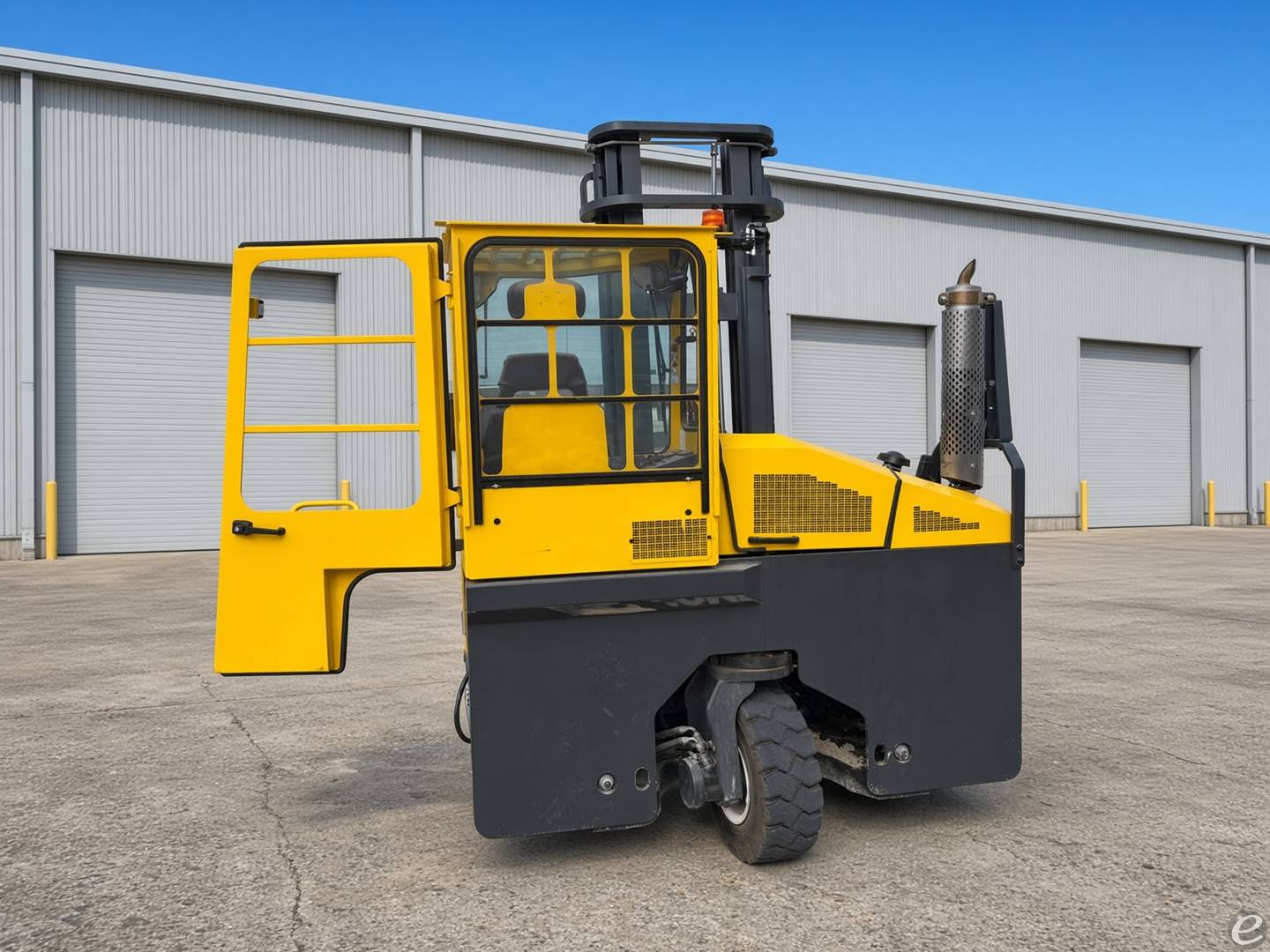 2022 Combilift C8000