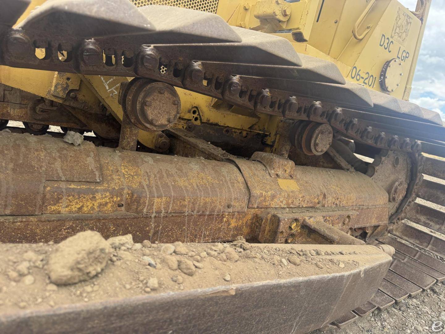 1988 Cat D3C LGP
