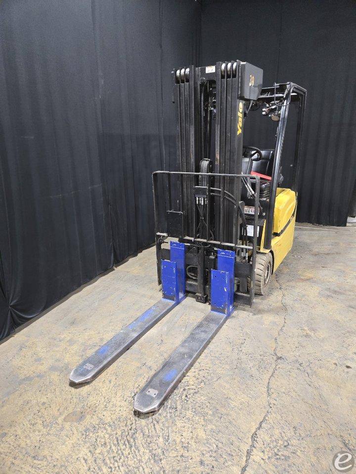 2021 Yale ERP030VT