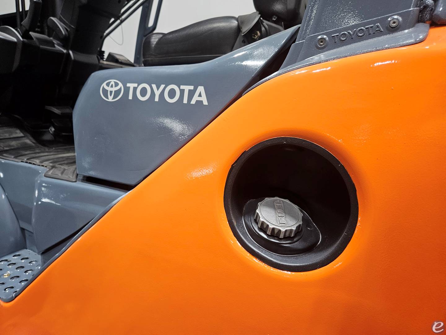 2015 Toyota 8FD70U