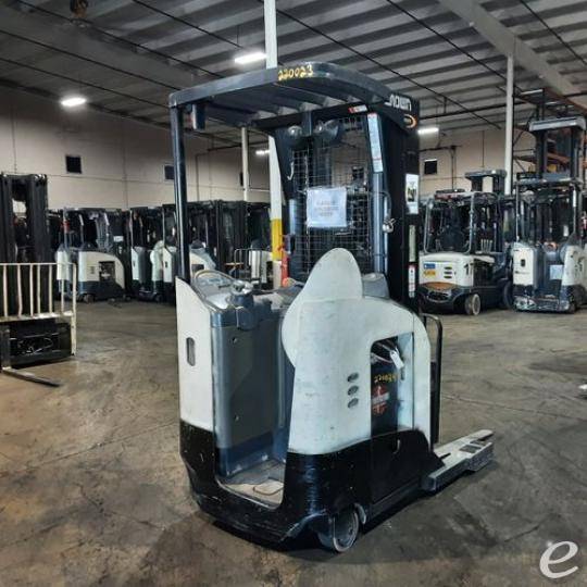 2018 Crown RR5725-45